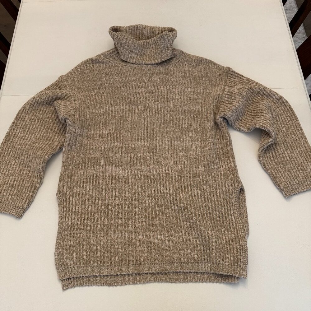 Urban Outfitters Beige Turtleneck Sweater Oversized Tunic Length Size Small